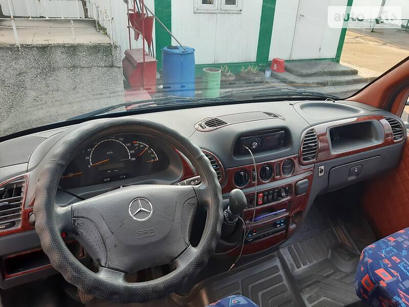 Микроавтобус Mercedes-Benz Sprinter 2002 в Борисполе фото 3 Микроавтобус Mercedes-Benz Sprinter 2002 в Борисполе