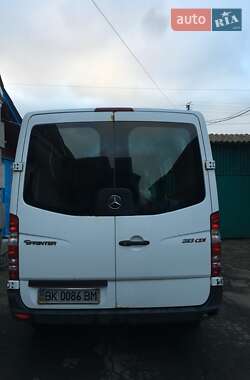 Грузовой фургон Mercedes-Benz Sprinter 2009 в Корце