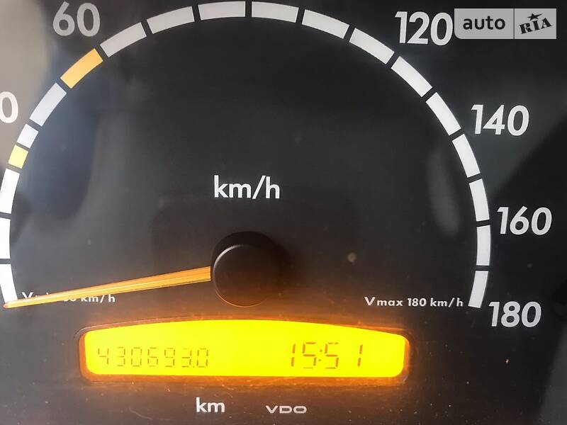Микроавтобус Mercedes-Benz Sprinter 2005 в Тульчине фото Микроавтобус Mercedes-Benz Sprinter 2005 в Тульчине