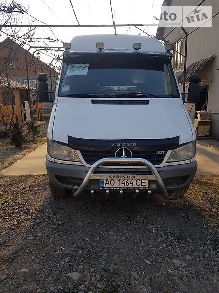 Мікроавтобус Mercedes-Benz Sprinter 2001 в 