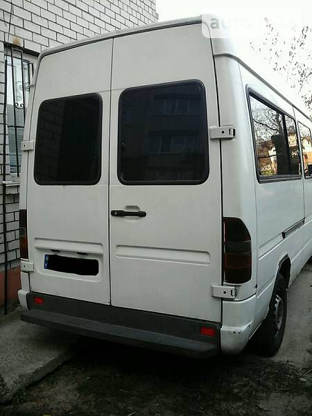 Мікроавтобус Mercedes-Benz Sprinter 2000 в Києві