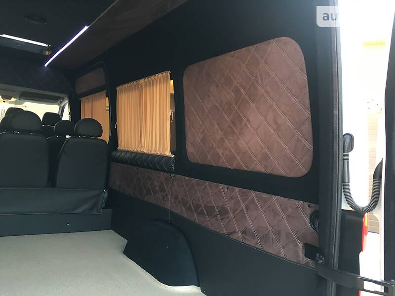 Микроавтобус Mercedes-Benz Sprinter 2015 в Тячеве фото 85 Микроавтобус Mercedes-Benz Sprinter 2015 в Тячеве