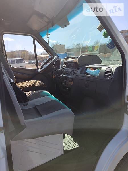 Мікроавтобус Mercedes-Benz Sprinter 2006 в Рівному фото 4 Мікроавтобус Mercedes-Benz Sprinter 2006 в Рівному