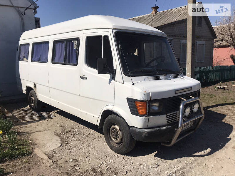 Мікроавтобус Mercedes-Benz Sprinter 1991 в Верхньодніпровську фото 2 Мікроавтобус Mercedes-Benz Sprinter 1991 в Верхньодніпровську