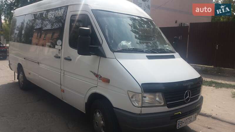 Микроавтобус Mercedes-Benz Sprinter 1998 в Килии фото 2 Микроавтобус Mercedes-Benz Sprinter 1998 в Килии