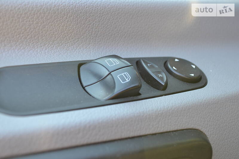 Мікроавтобус Mercedes-Benz Sprinter 2016 в Броварах фото 53 Мікроавтобус Mercedes-Benz Sprinter 2016 в Броварах