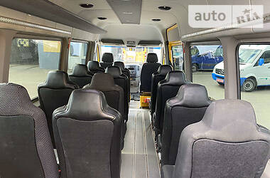 Микроавтобус Mercedes-Benz Sprinter 2010 в 