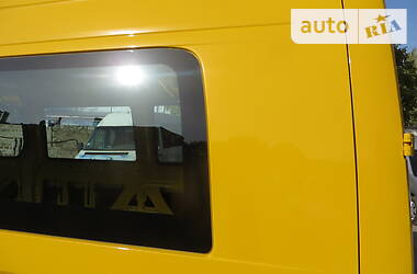 Микроавтобус Mercedes-Benz Sprinter 2012 в 