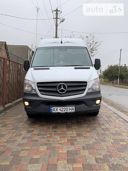 Вантажний фургон Mercedes-Benz Sprinter 2015 в Валках