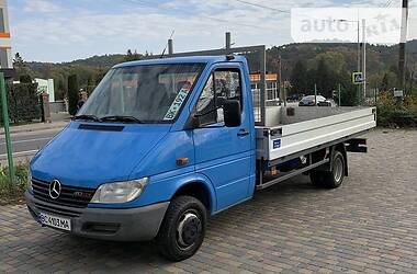 Борт Mercedes-Benz Sprinter 2001 в Новояворовске