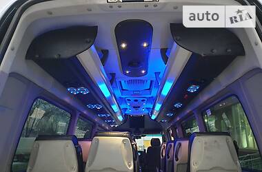 Микроавтобус Mercedes-Benz Sprinter 2011 в 