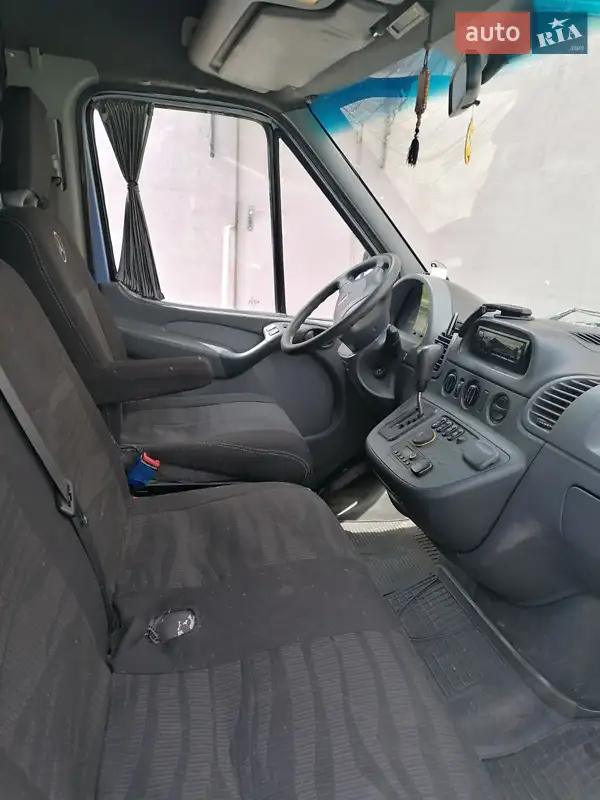 Микроавтобус Mercedes-Benz Sprinter 2003 в 