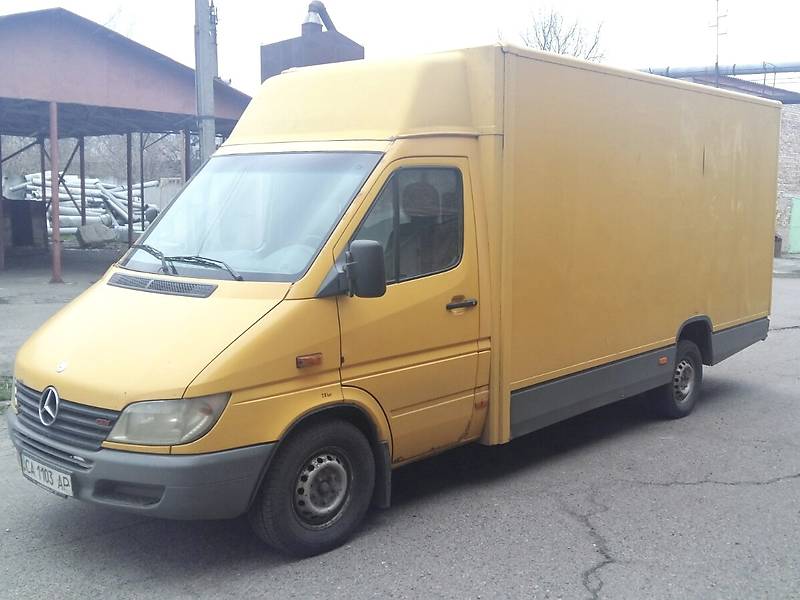 Вантажний фургон Mercedes-Benz Sprinter 2003 в Черкасах