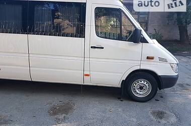 Микроавтобус Mercedes-Benz Sprinter 2003 в 