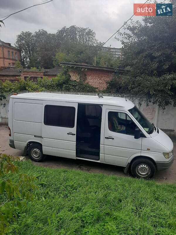 Микроавтобус Mercedes-Benz Sprinter 1996 в Ровно