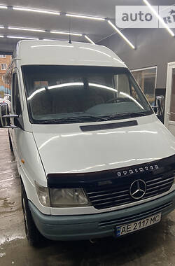 Мікроавтобус Mercedes-Benz Sprinter 2000 в 