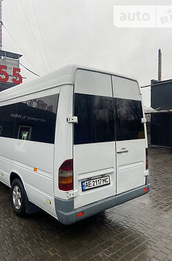 Мікроавтобус Mercedes-Benz Sprinter 2000 в 