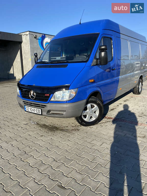 Микроавтобус Mercedes-Benz Sprinter 2004 в Черновцах