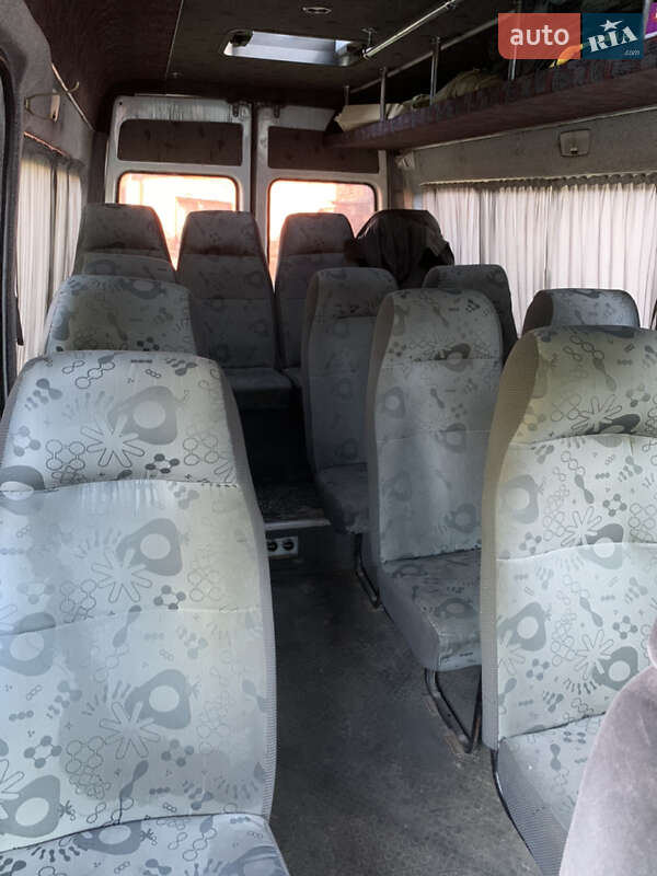 Микроавтобус Mercedes-Benz Sprinter 1995 в Бережанах
