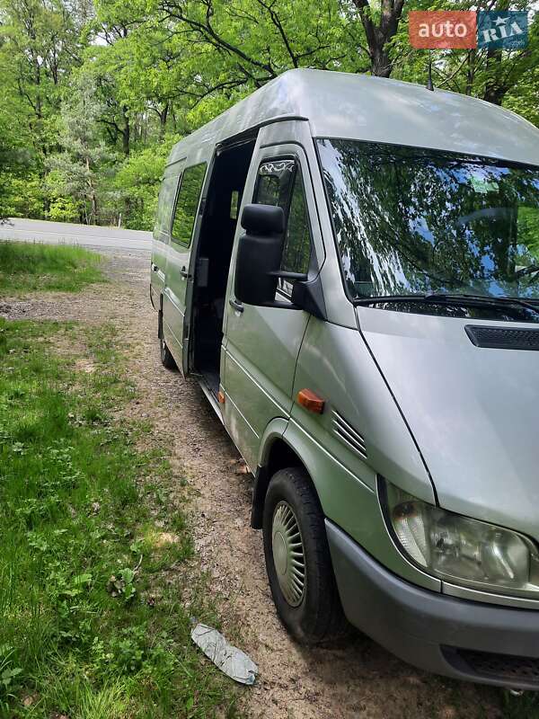 Мікроавтобус Mercedes-Benz Sprinter 2005 в Ужгороді