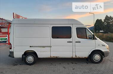 Вантажопасажирський фургон Mercedes-Benz Sprinter 2004 в Тячеві