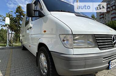 Вантажопасажирський фургон Mercedes-Benz Sprinter 1999 в Хмельницькому