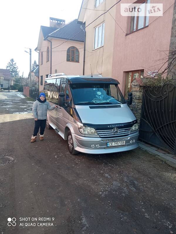 Микроавтобус Mercedes-Benz Sprinter 2005 в 