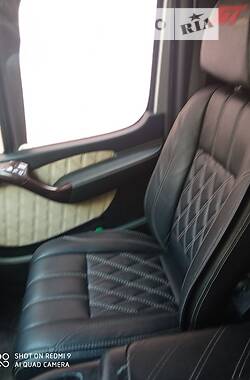Микроавтобус Mercedes-Benz Sprinter 2005 в 
