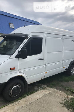 Вантажний фургон Mercedes-Benz Sprinter 2002 в 