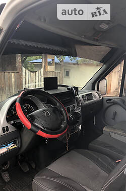 Вантажний фургон Mercedes-Benz Sprinter 2002 в 