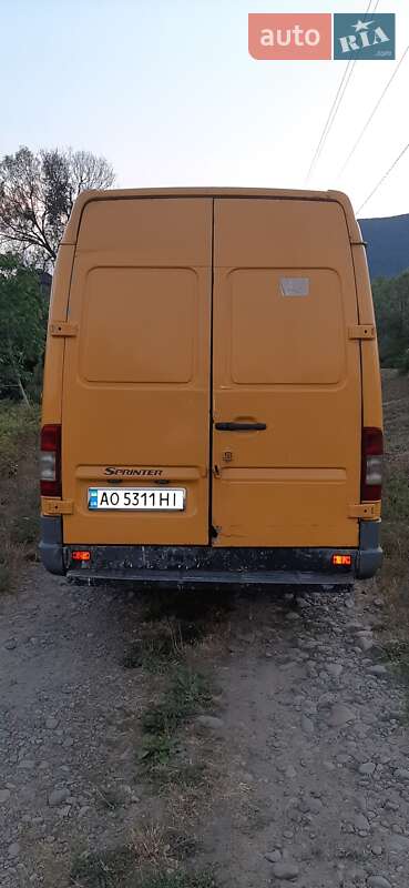 Микроавтобус Mercedes-Benz Sprinter 2004 в Хусте