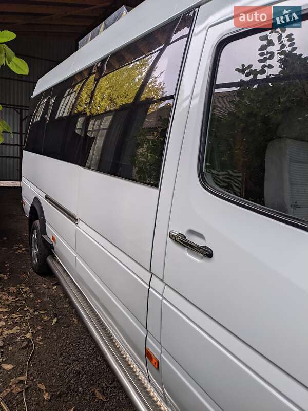 Микроавтобус Mercedes-Benz Sprinter 2001 в Ахтырке