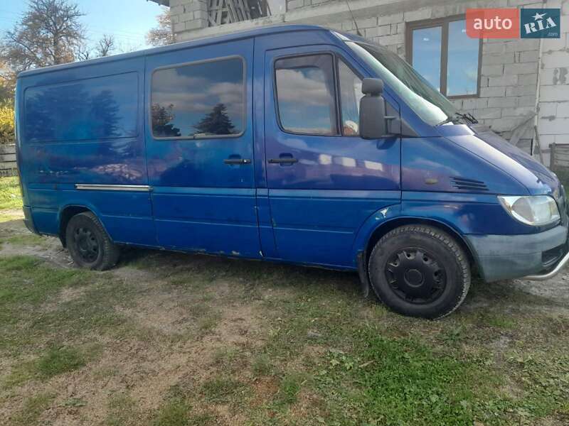 Микроавтобус Mercedes-Benz Sprinter 2003 в Ивано-Франковске фото 4 Микроавтобус Mercedes-Benz Sprinter 2003 в Ивано-Франковске