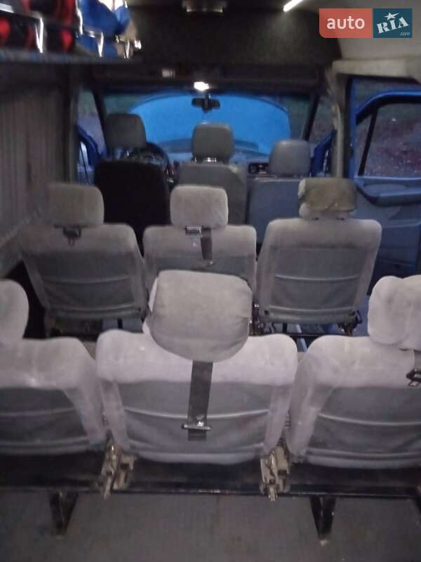 Микроавтобус Mercedes-Benz Sprinter 2006 в Городке