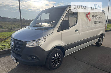 Вантажний фургон Mercedes-Benz Sprinter 2018 в Виноградові