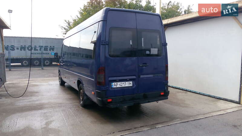 Mercedes-Benz Sprinter 2003