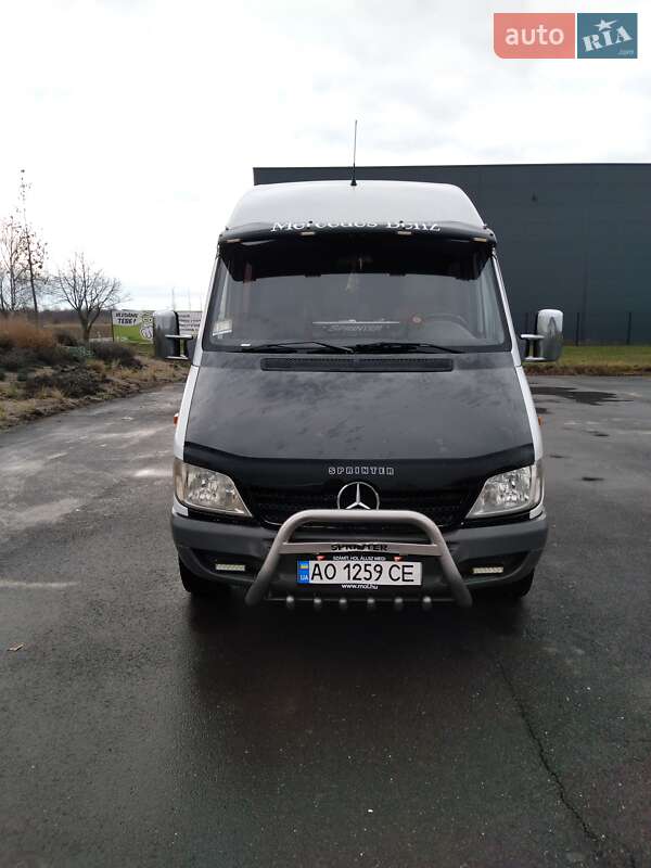 Микроавтобус Mercedes-Benz Sprinter 2003 в Тячеве фото 12 Микроавтобус Mercedes-Benz Sprinter 2003 в Тячеве