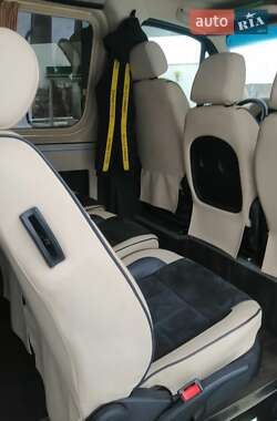 Микроавтобус Mercedes-Benz Sprinter 2010 в 