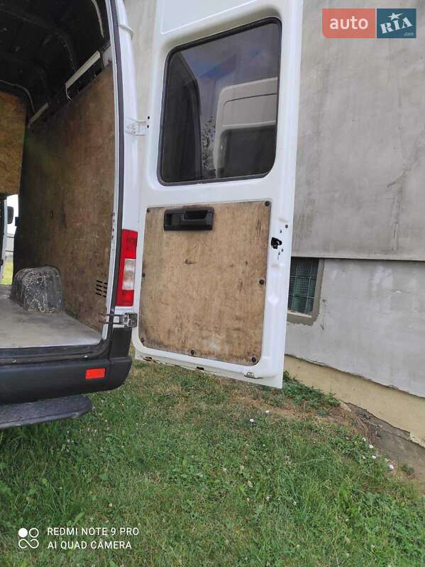 Мікроавтобус Mercedes-Benz Sprinter 2000 в Вижниці