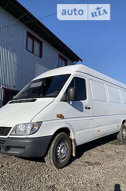 Вантажний фургон Mercedes-Benz Sprinter 2006 в Вараші