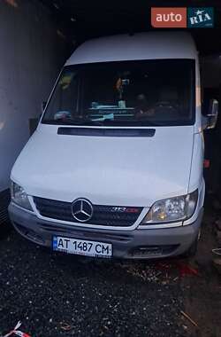 Микроавтобус Mercedes-Benz Sprinter 2004 в 