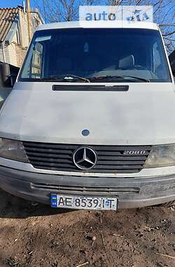 Грузовой фургон Mercedes-Benz Sprinter 1999 в 