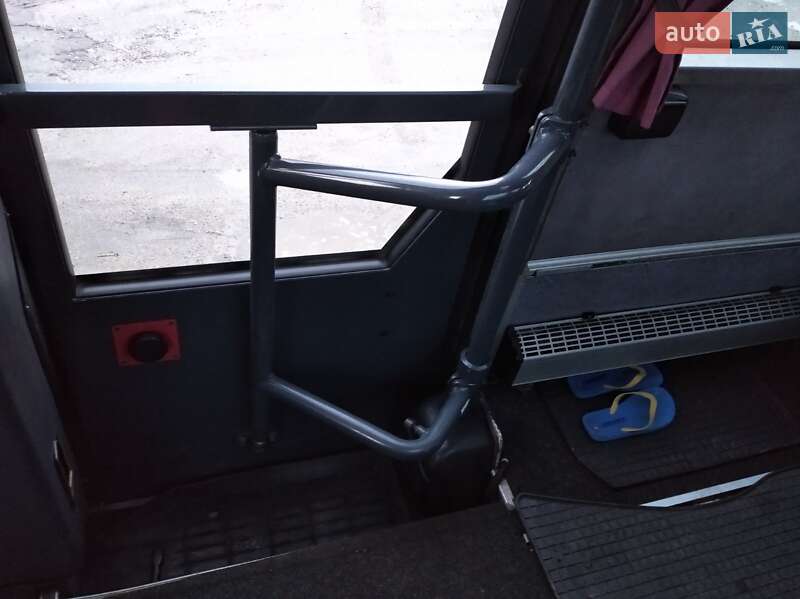 Мікроавтобус Mercedes-Benz Sprinter 1999 в Львові