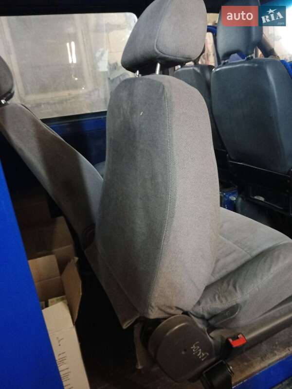 Микроавтобус Mercedes-Benz Sprinter 2004 в Луцке