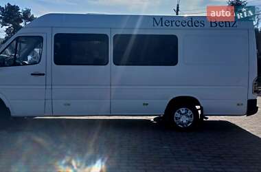 Микроавтобус Mercedes-Benz Sprinter 2001 в  фото 4 Микроавтобус Mercedes-Benz Sprinter 2001 в