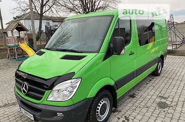 Грузопассажирский фургон Mercedes-Benz Sprinter 2011 в Новоселице