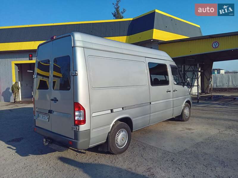 Микроавтобус Mercedes-Benz Sprinter 2005 в Изюме