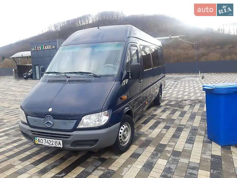 Mercedes-Benz Sprinter 2004