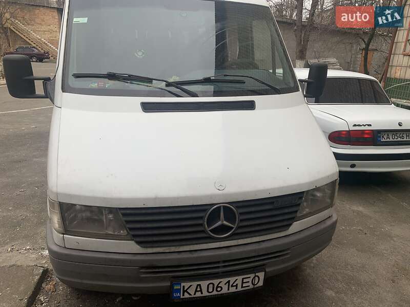 Микроавтобус Mercedes-Benz Sprinter 1998 в Киеве