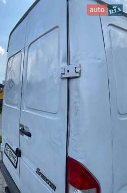 Микроавтобус Mercedes-Benz Sprinter 2005 в 